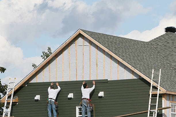 Professional Siding Installation technician working in Cordova, NC